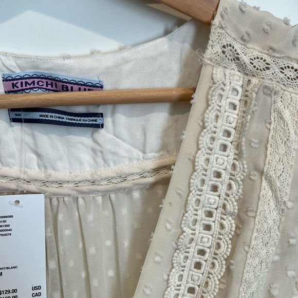 🆕 Urban Outfitters Kimchi Blue Bliss Embellished Bell sleeve Dress Size M - Picture 5 of 7